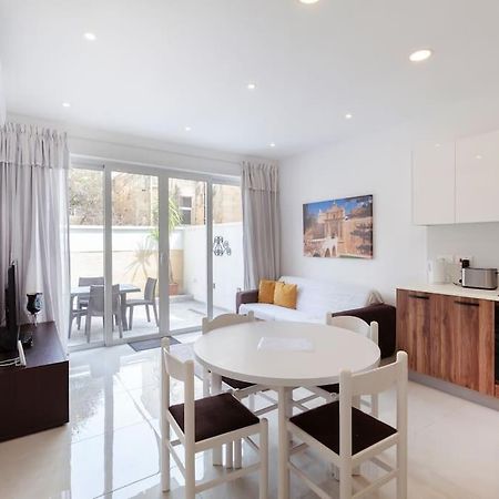 Comfy Apt With Terrace, 5 Mins To Sliema Ferries By 360 Estates Gzira Екстериор снимка