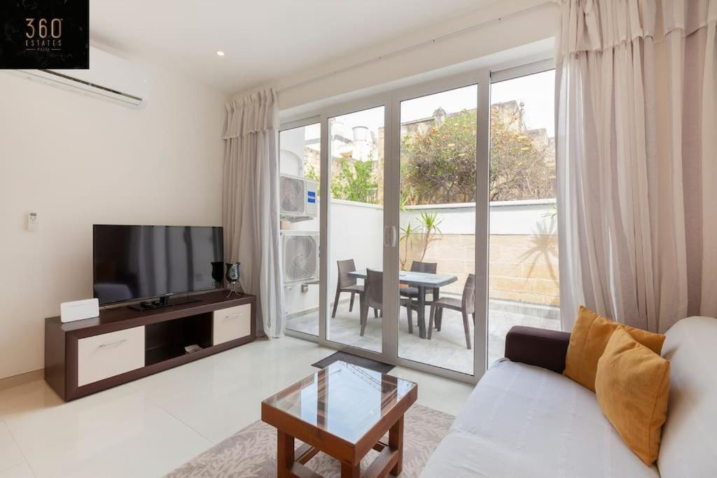 Comfy Apt With Terrace, 5 Mins To Sliema Ferries By 360 Estates Gzira Екстериор снимка